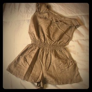 One shoulder brown romper